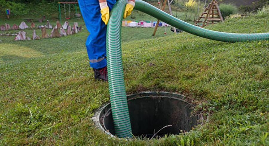 Limpeza e Sucção de Fossas